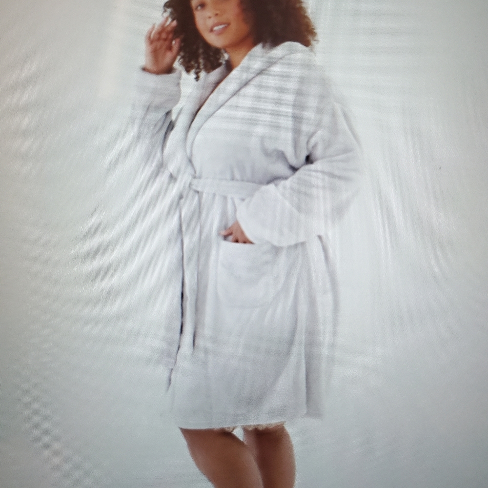 Women’s Summer & Rose cozy robe, size PLUS - NWT